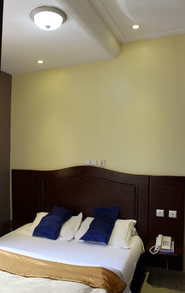 Prestige Hotel Yaounde Luaran gambar